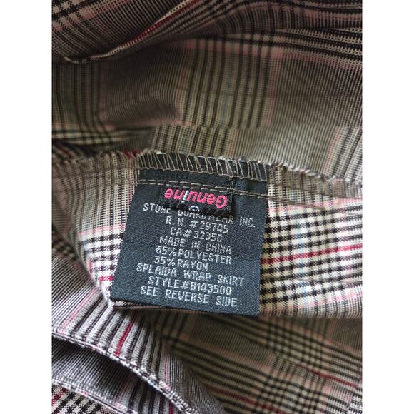 Volcom Plaid Pleated skirt size 3 y2k Style - Picture 6 of 8